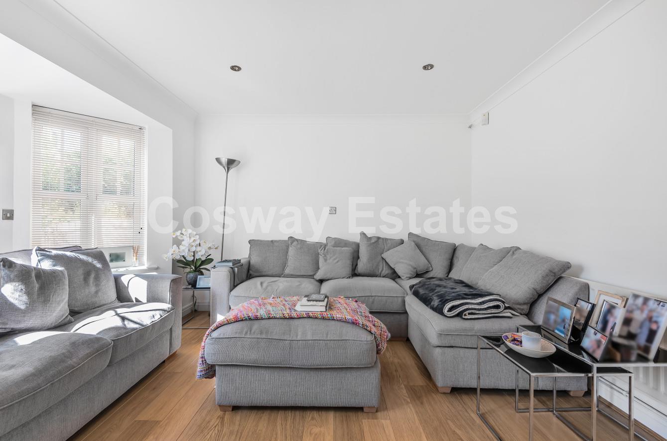 Kingsbridge Drive, London